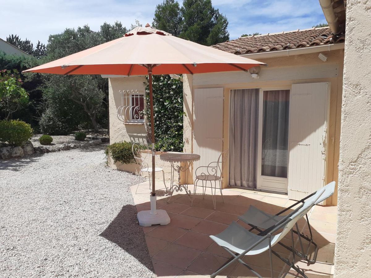 Gite Provencal Independant Avec Piscine Chauffee : Le Suy Bien Flayosc Eksteriør bilde
